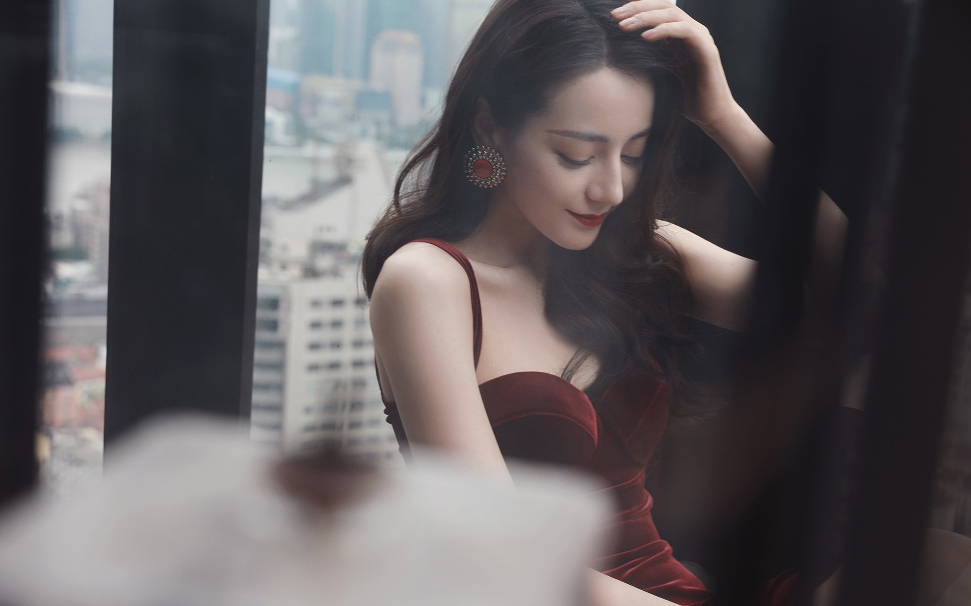 开云体育APP下载-“强强对决”——车队之间的精彩拉锯战，《强强对决》