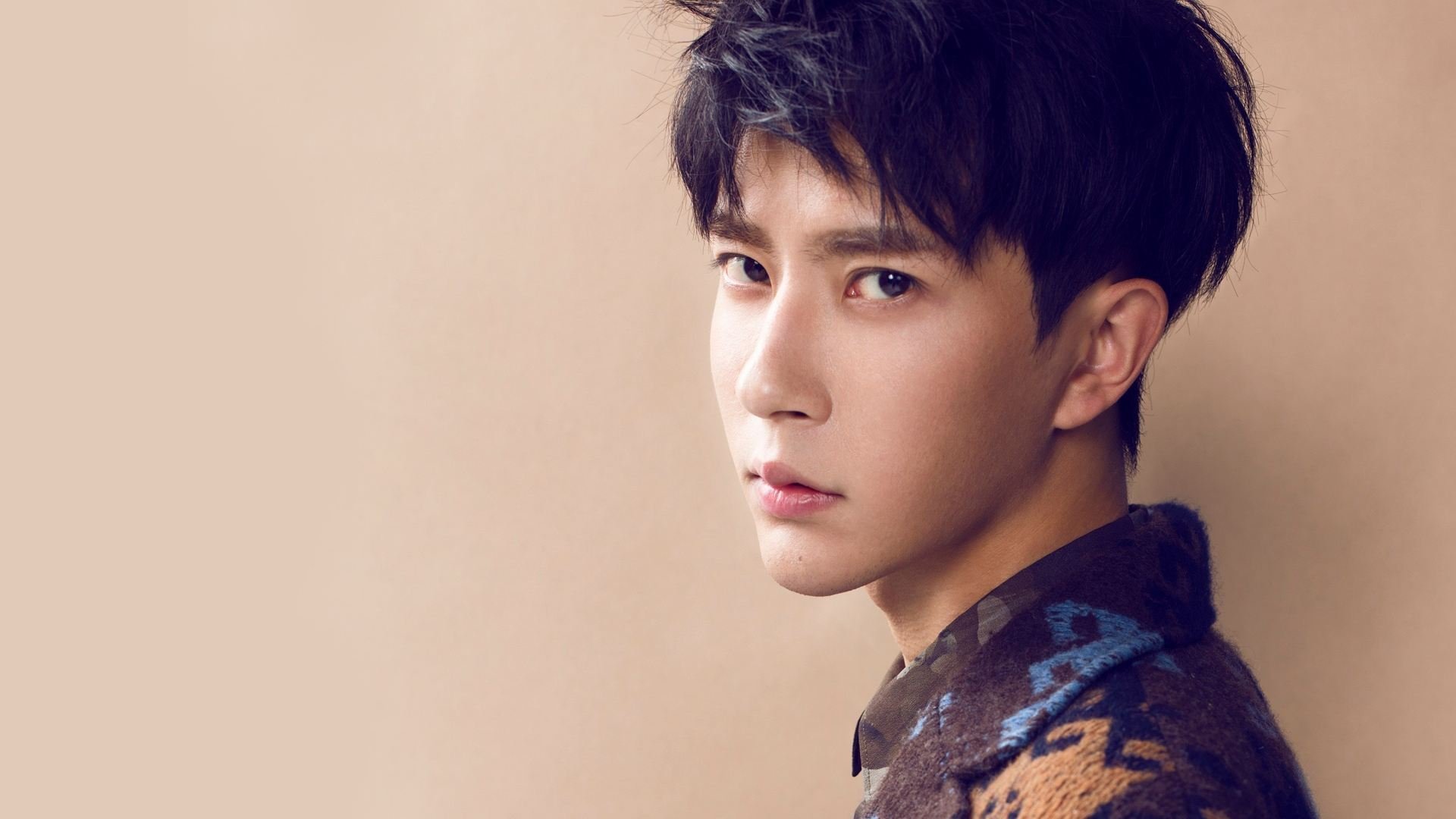 开云官方网站-“法甲豪门激战正酣，争夺榜首宝座”，法甲 豪门