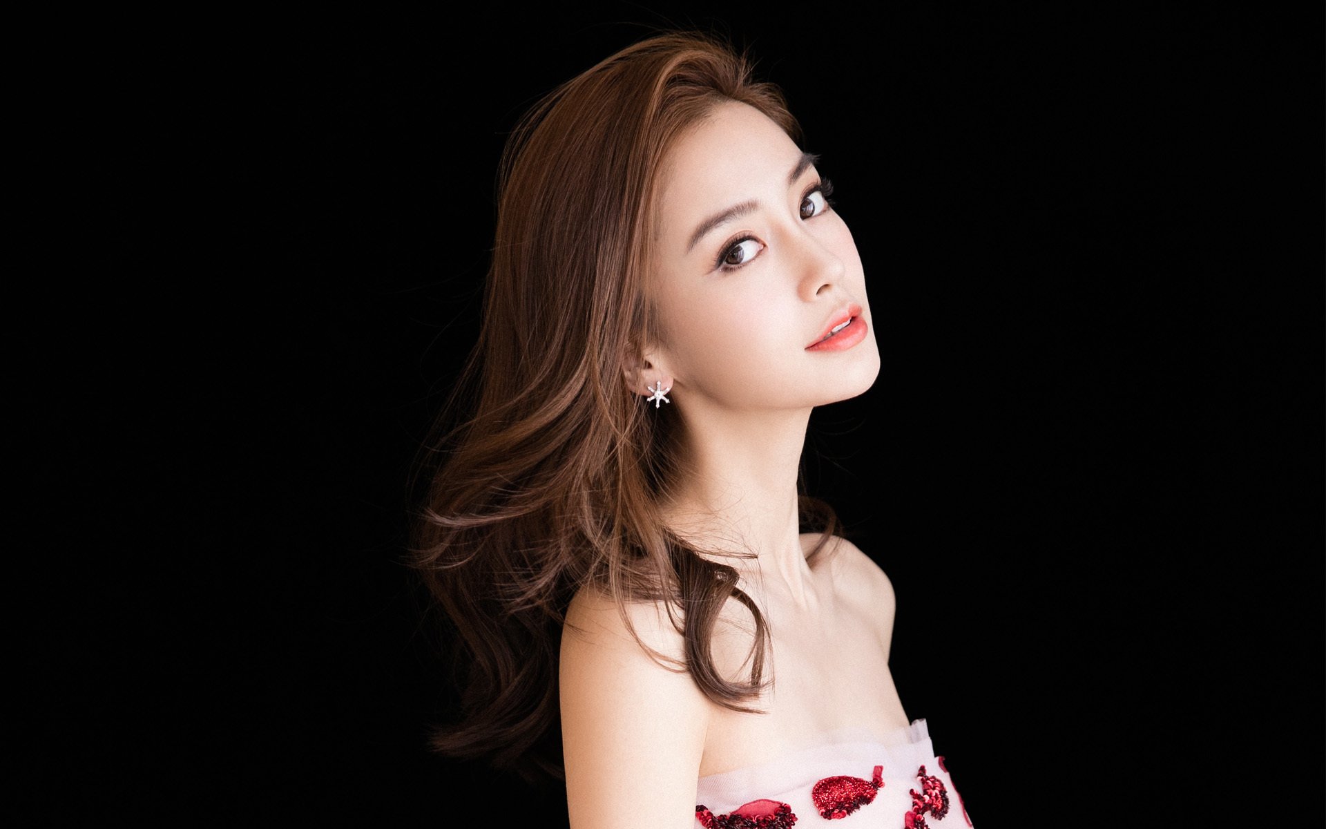 开云·Kaiyun网页版-“足球文化艺术展在北京盛大开幕，丰富球迷文化生活”，足球文化创意秀